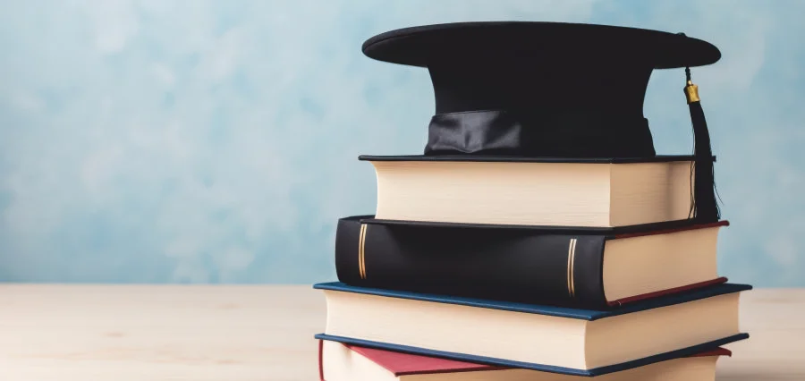 Read more about the article India Introduces 15,000 AI Scholarships with Google and YouTube