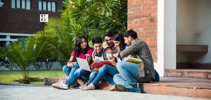 India and France Aim to Triple Indian Student Numbers by 2030